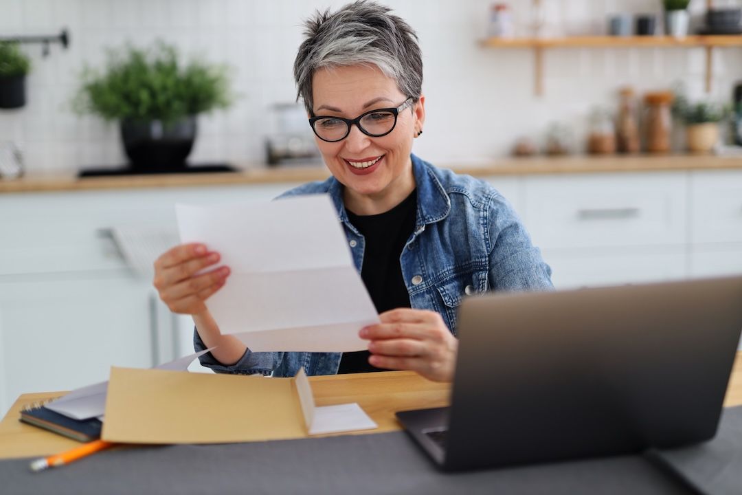 What's a credit report and how do I get mine?