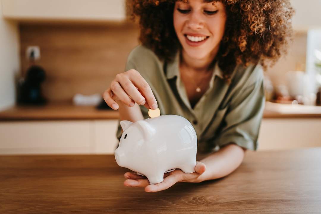 Short-Term Financial Goals That Could Improve Your Financial Life This Year